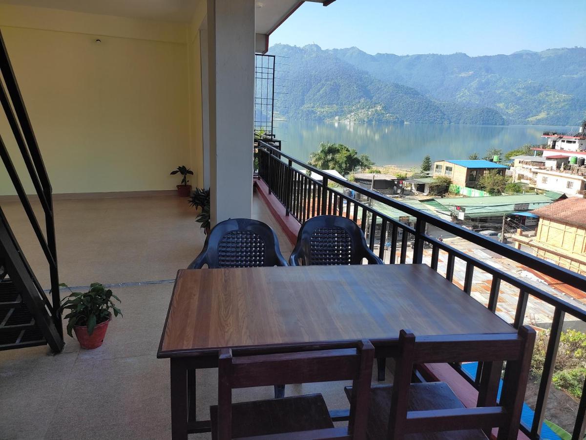 Hotel Green Hill View Pokhara Exteriör bild