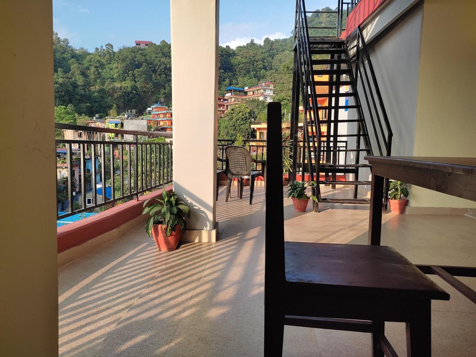 Hotel Green Hill View Pokhara Rum bild